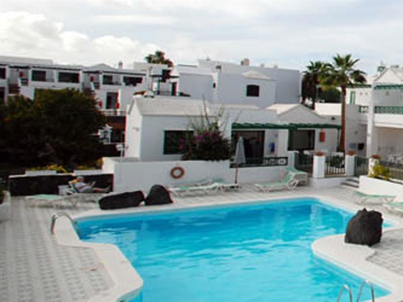 Apartamentos Las Acacias Puerto del Carmen  Exterior foto