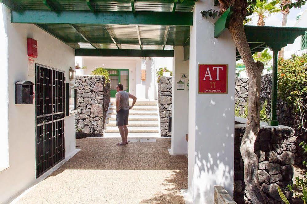 Apartamentos Las Acacias Puerto del Carmen  Exterior foto